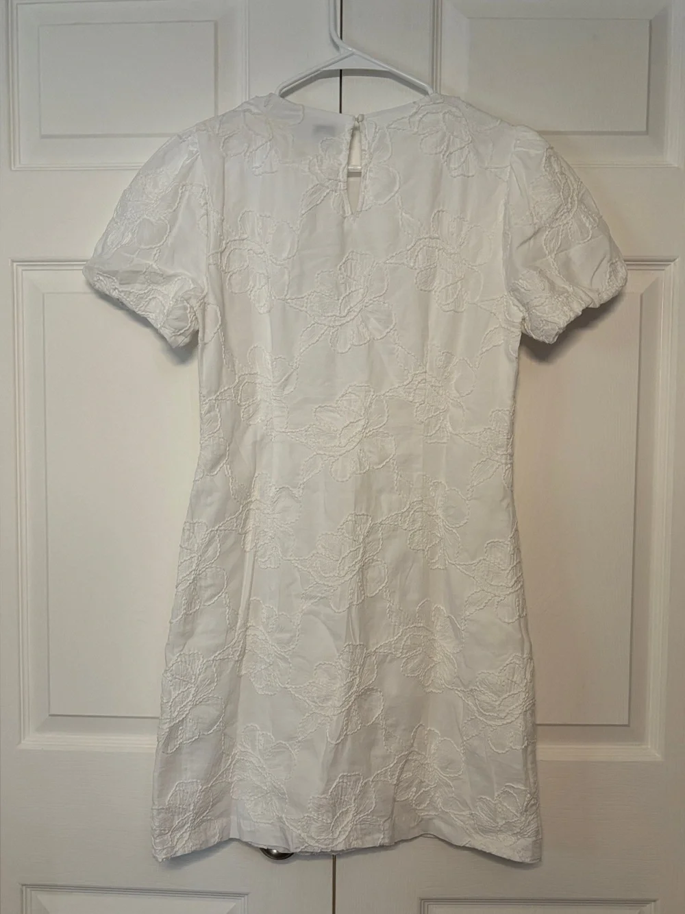 J.CREW Women’s White Cotton Embroidered Floral Shift Dress Size 4 NWT $148 MSRP
